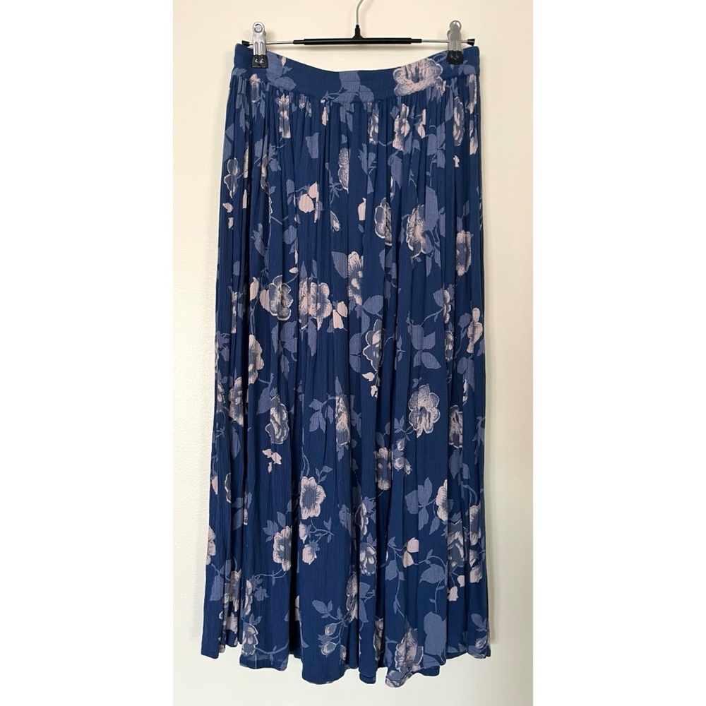 Vintage 90s Floral Broomstick Skirt 100% Rayon Boho Western Cottage Size Small